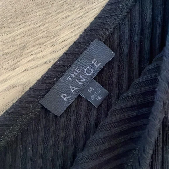 The Range | Primary Rib Puff Shoulder Top - Picture 4 of 6